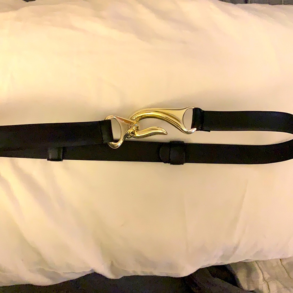 Chicos leather belt